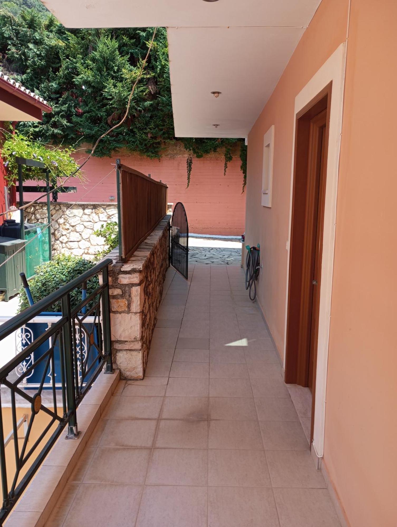 Sarakinos Apartments 巴尔巴蒂 外观 照片