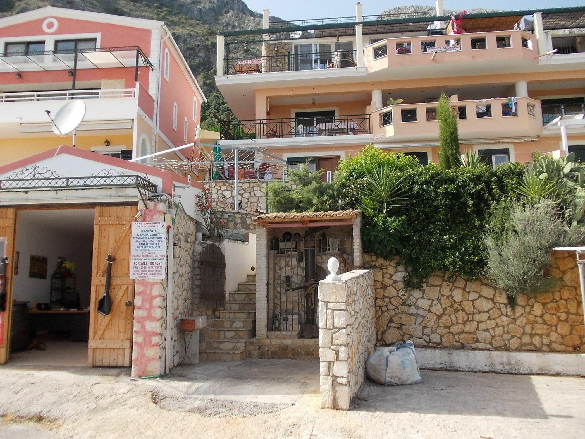 Sarakinos Apartments 巴尔巴蒂 外观 照片